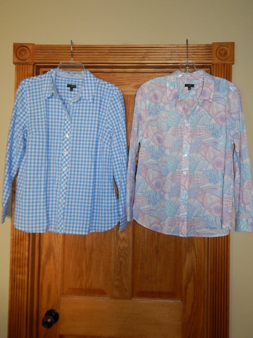 LOT 2 Women's Size Large Petite LP TALBOTS Button Shirt Beach Seashell Check